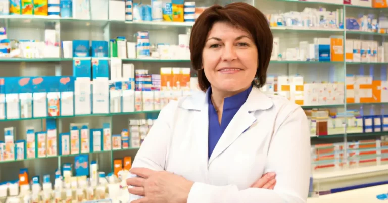 Pharmacists Are Getting Paid INR 10 lakh per Month in America